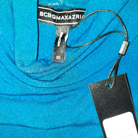 BCBG Midi 👗 - Picture 2 of 7